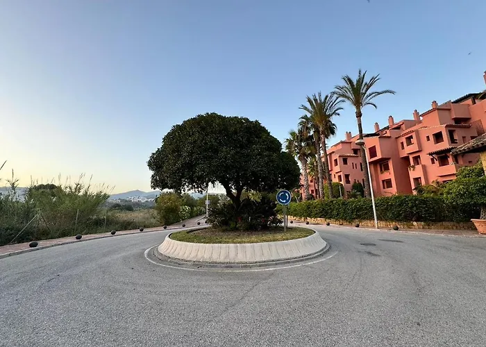 Bliss 2 Min To Alicate And Pool In דירה *