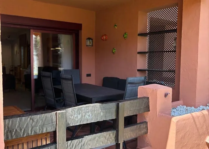 Bliss 2 Min To Alicate And Pool In